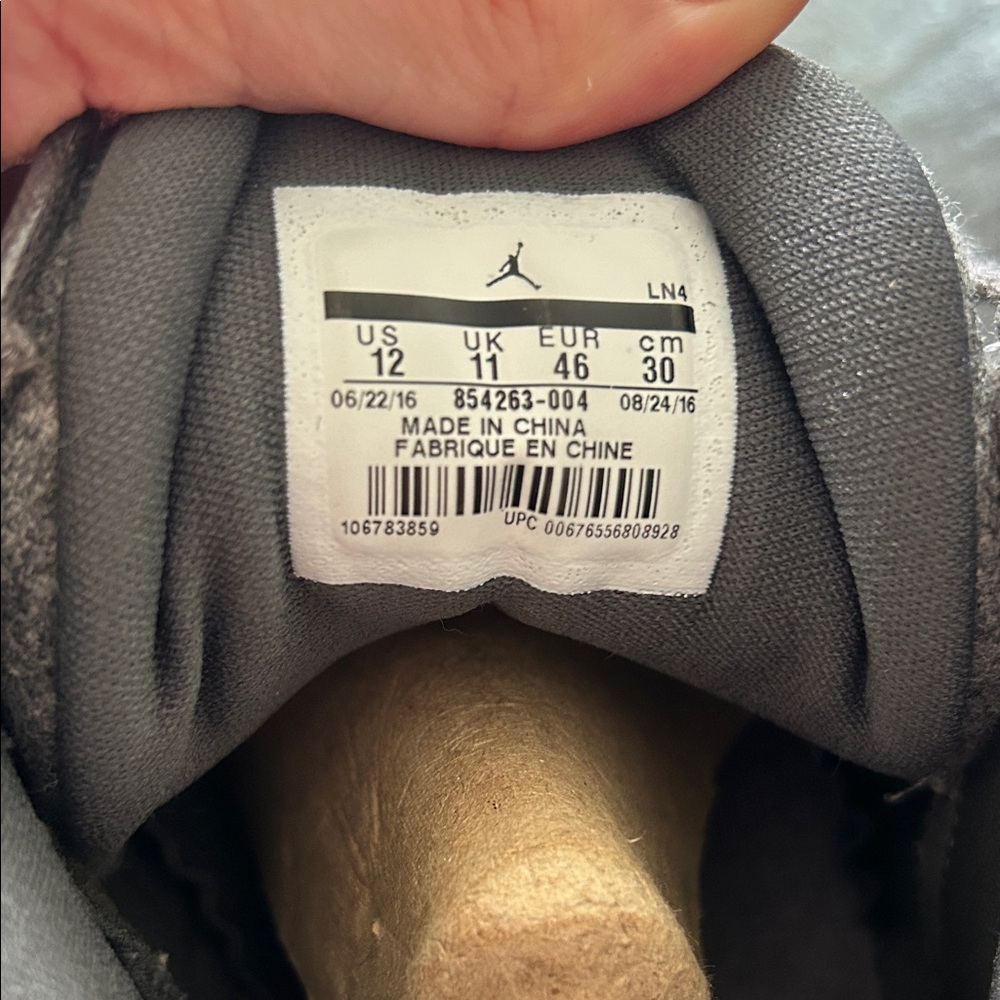 Jordan 3 Retro Gray and Cream Men's Wool Sneakers - Picture 7 of 7